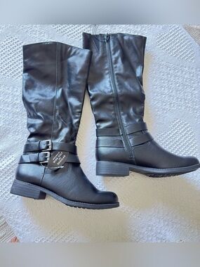 Style & Co. Black Knee-High Boots – Size 8M